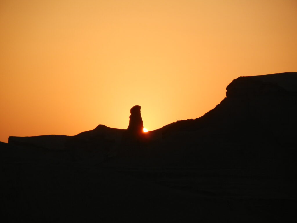 Amanecer en los Kaluts