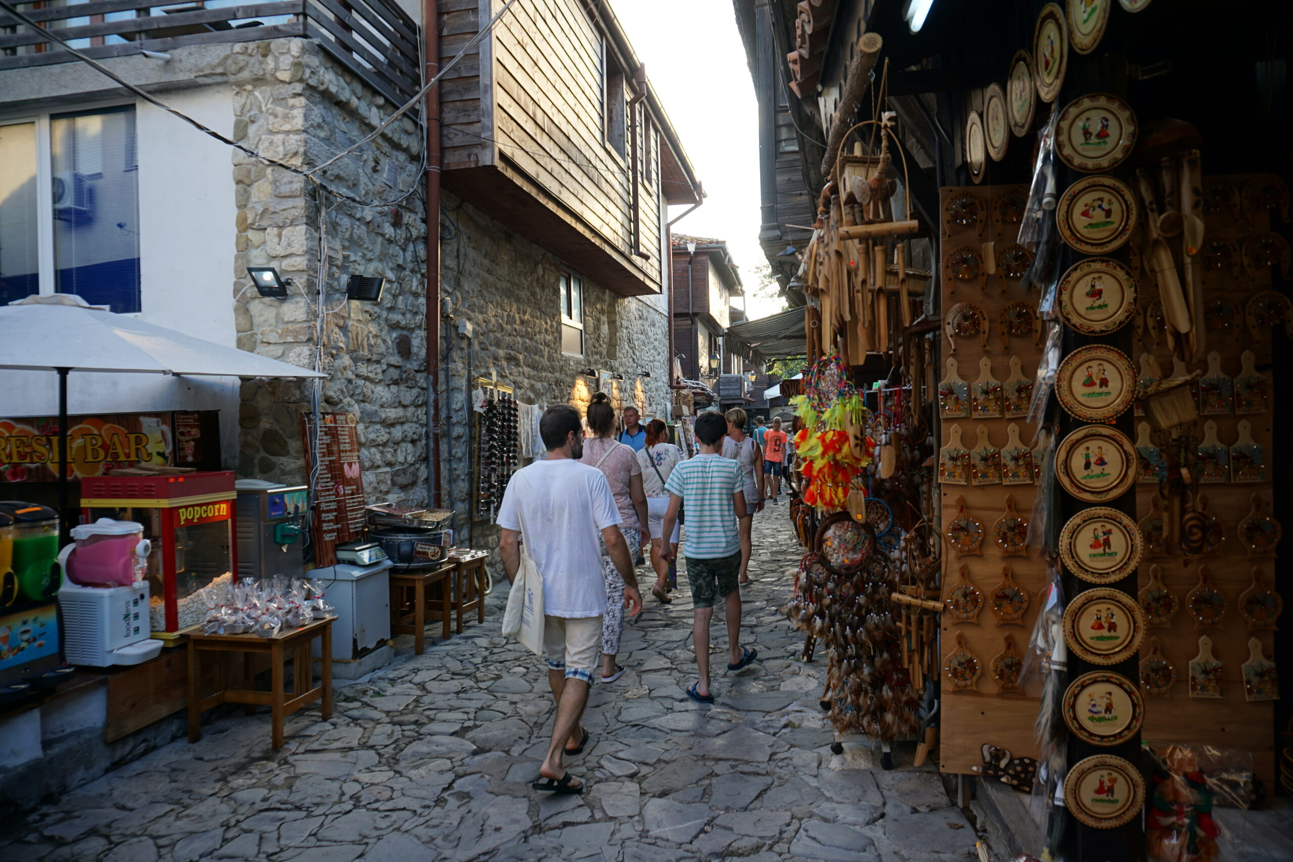 La ciudad de Nesebar llena de vida