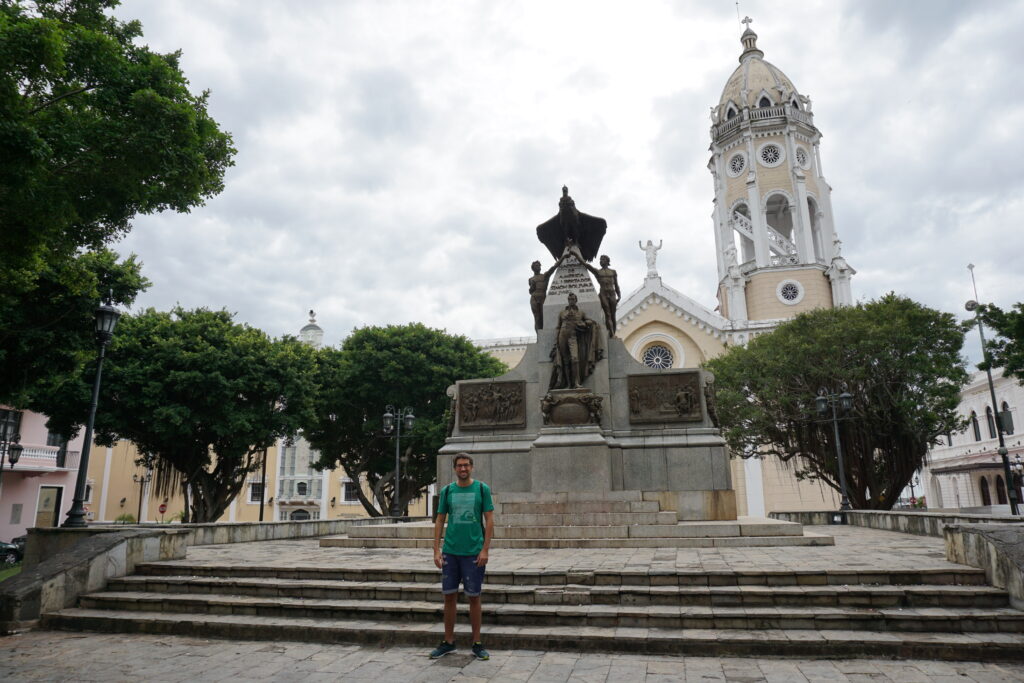 Plaza Simon Bolívar